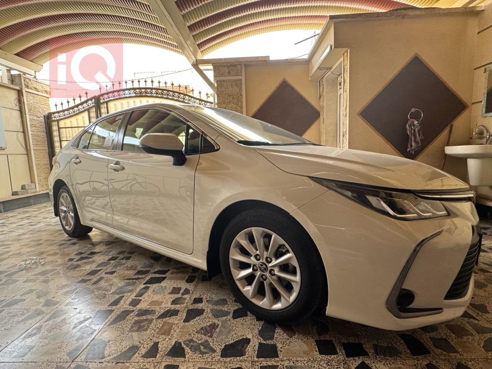 تۆیۆتا کۆرۆلا